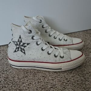 Converse Sz 6 Studded Shoes